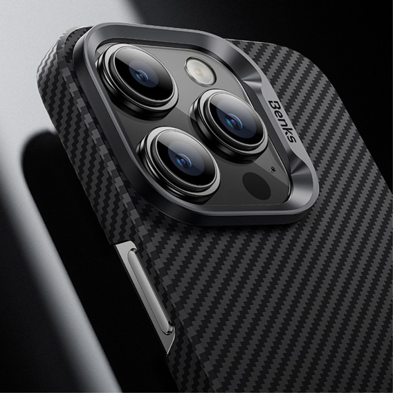 Carcasa BENKS Kevlar pentru iPhone 15 Plus, Carbon Fiber, negru
