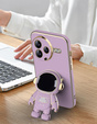 Huse pentru Xiaomi Poco F7 Pro, Astronaut, violet