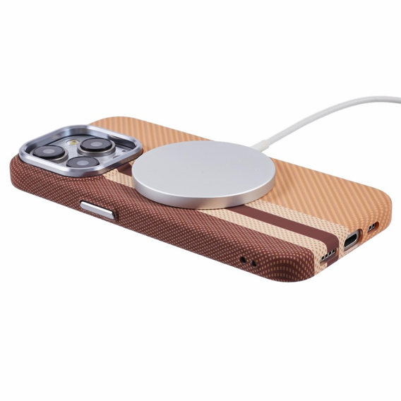 Carcasa pentru iPhone 15 Pro Max, Carbon Fiber MagSafe, galben