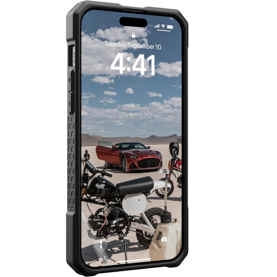 Urban Armor Gear Huse pentru iPhone 15 Plus, Monarch Pro Carbon MagSafe, negru