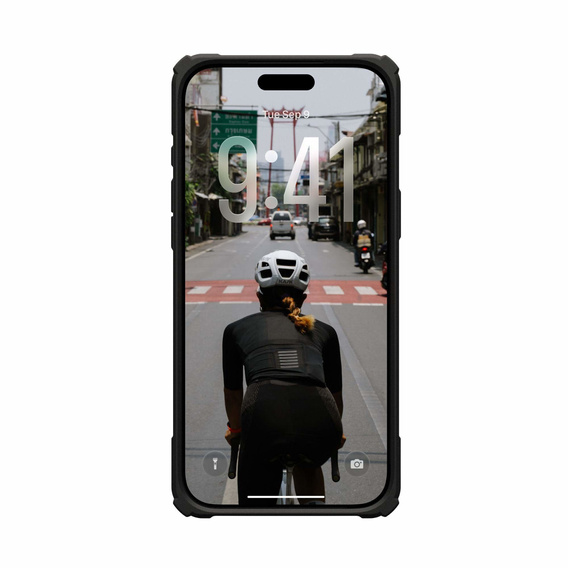 Urban Armor Gear Plasma XTE MagSafe caz cu stand pentru iPhone 17 Pro Max