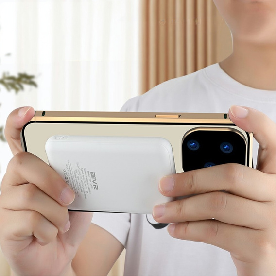 Carcasa Magnetic Dual Glass MagSafe pentru iPhone 15, de aur