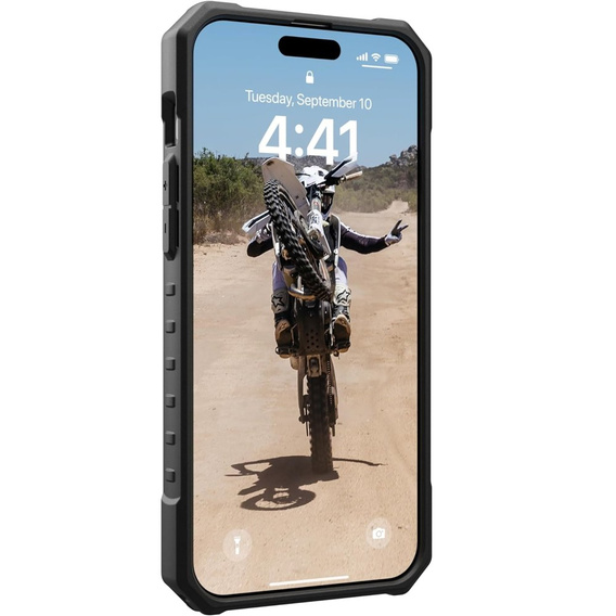Urban Armor Gear Huse pentru iPhone 15 Pro Max, Pathfinder MagSafe Camo, negru